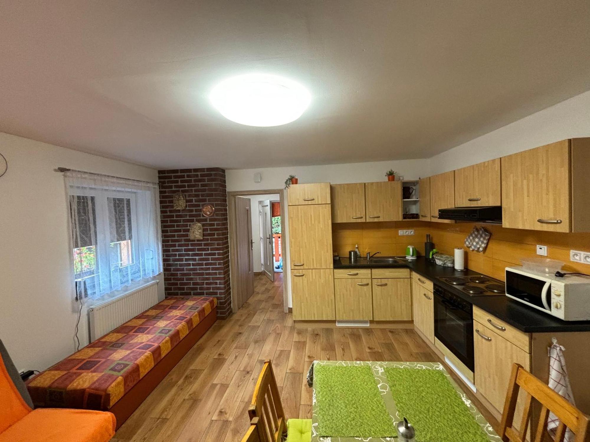 Apartman Pod Kostelem Strazov Bagian luar foto
