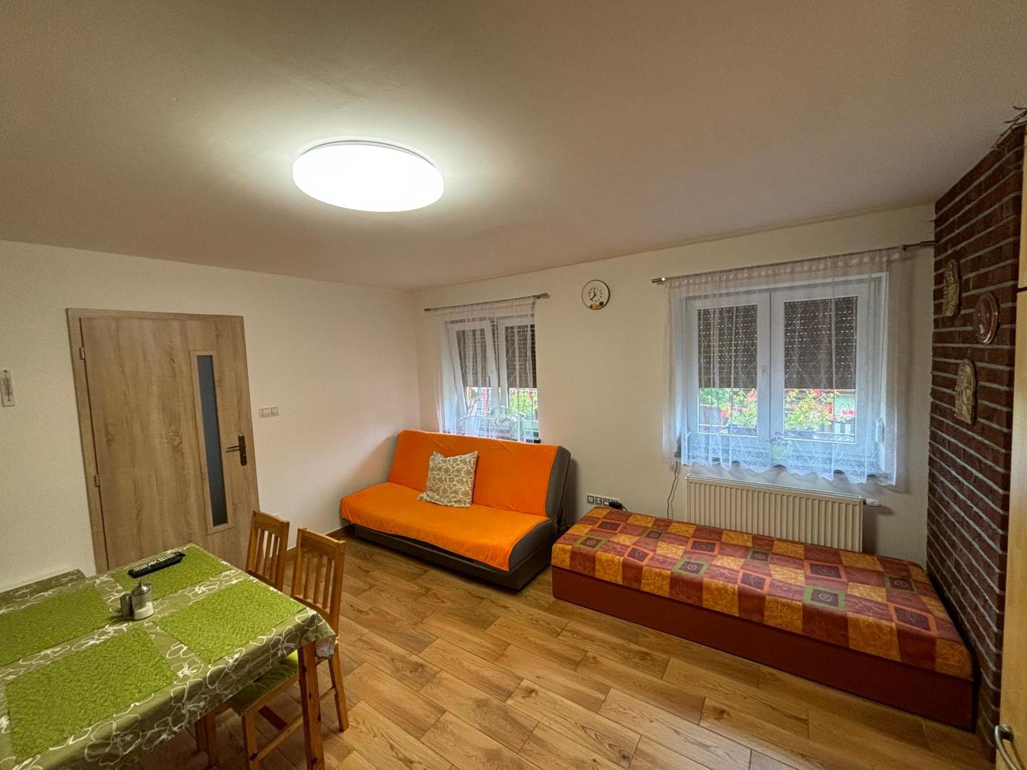 Apartman Pod Kostelem Strazov Bagian luar foto
